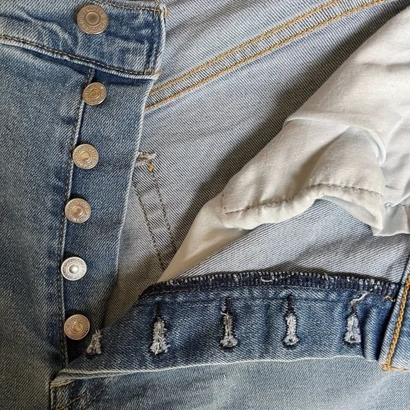 Levi's Ribcage Straight Ankle Distressed medium wash jeans size 32 - Picture 6 of 10